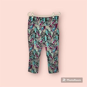 Zelos Legging with Parrot Print, Size Large